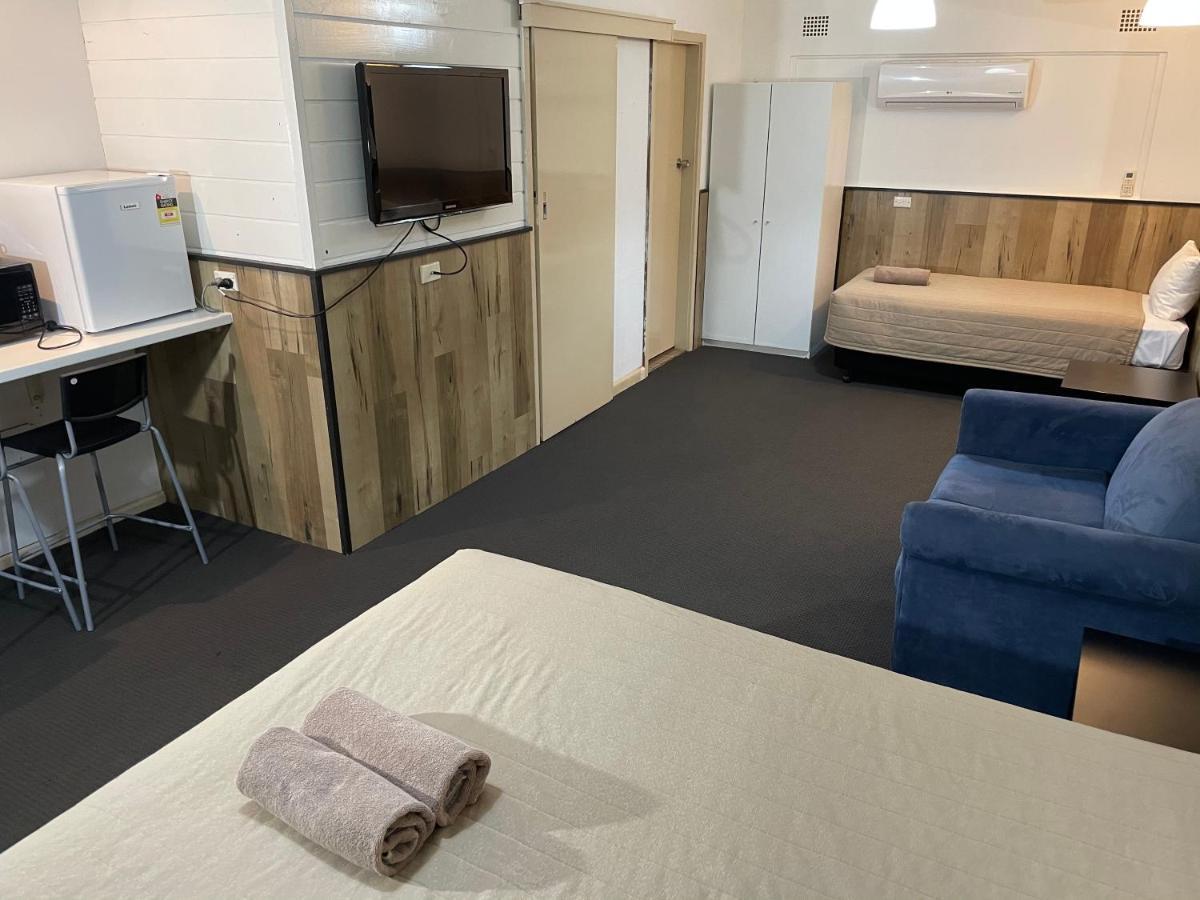 Countryman Motor Inn Cowra Exteriör bild