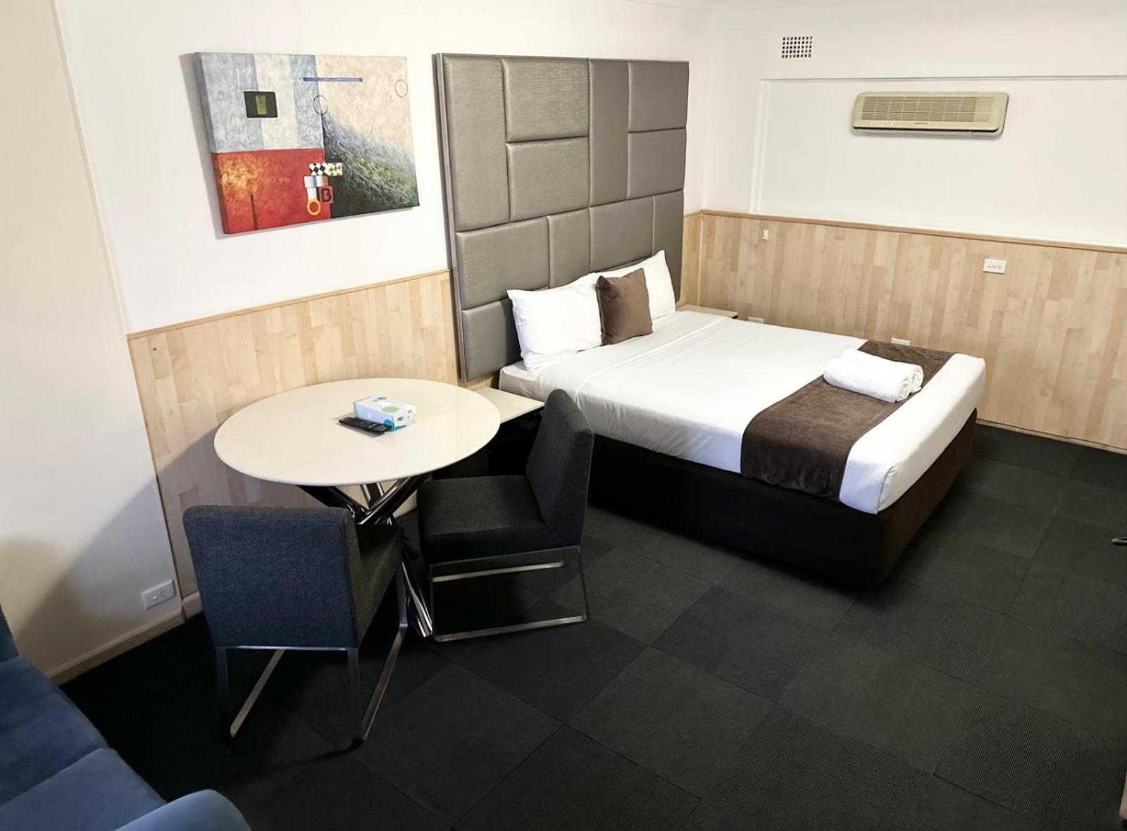 Countryman Motor Inn Cowra Exteriör bild